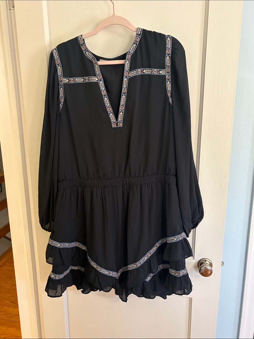 Abercrombie & Fitch XLT Black Long-Sleeve Tiered Embroidered Dress